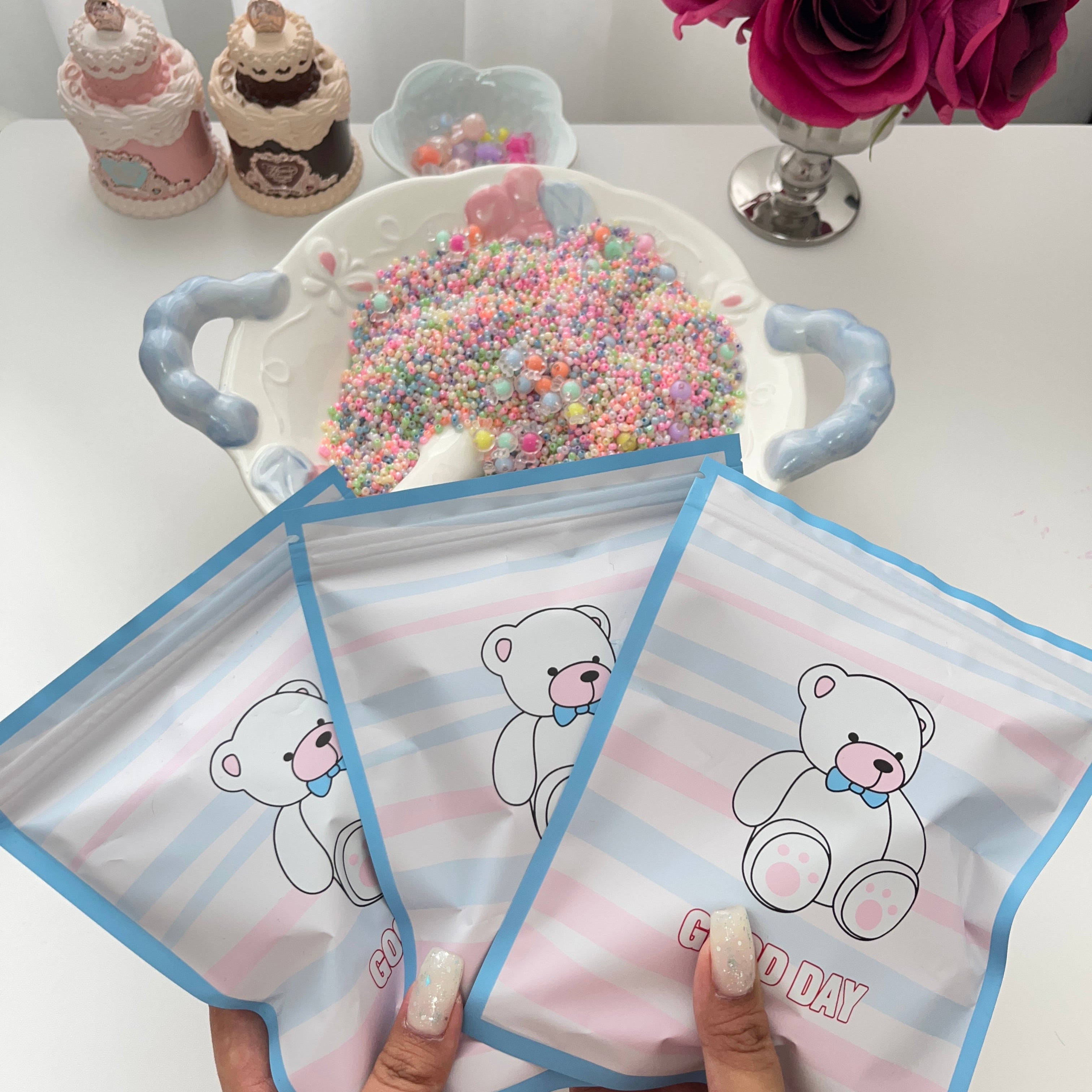 Hello kt mini bags scoop lucky bags（Includes only Hello kt Mini Bag）