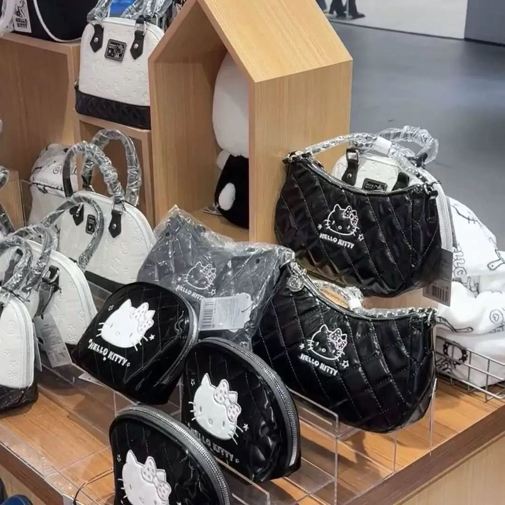 Hello kt scoop lucky bags(Including KT mini bags, KT umbrellas, water bottles, and many other items）